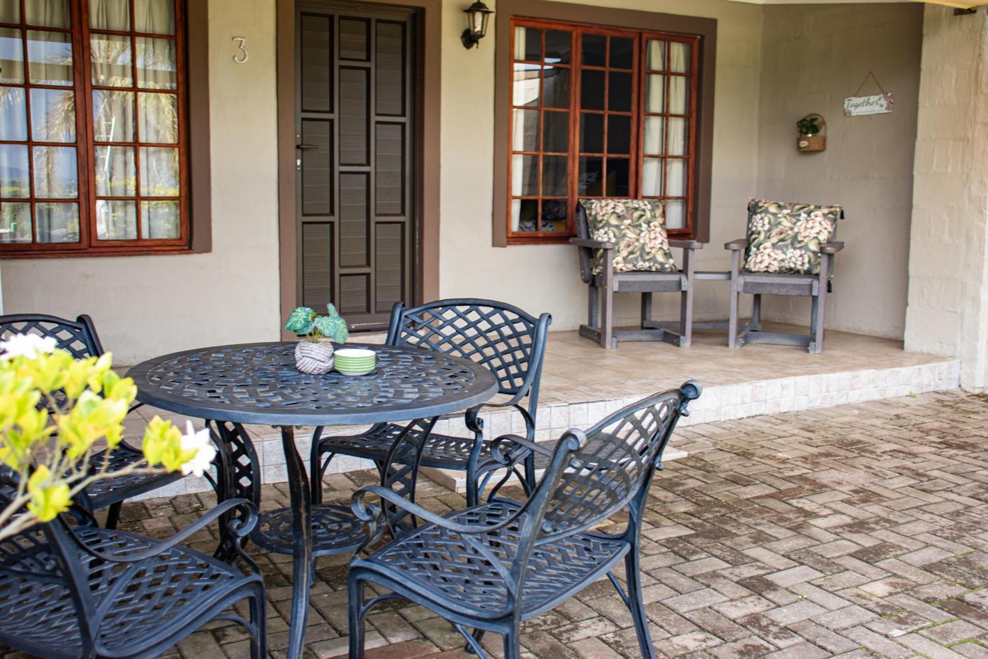 Drakensview Self Catering Apartment Уинтъртън Екстериор снимка