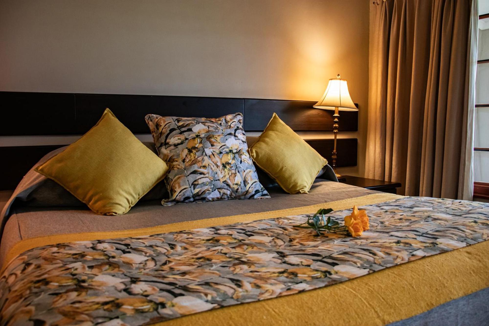 Drakensview Self Catering Apartment Уинтъртън Екстериор снимка