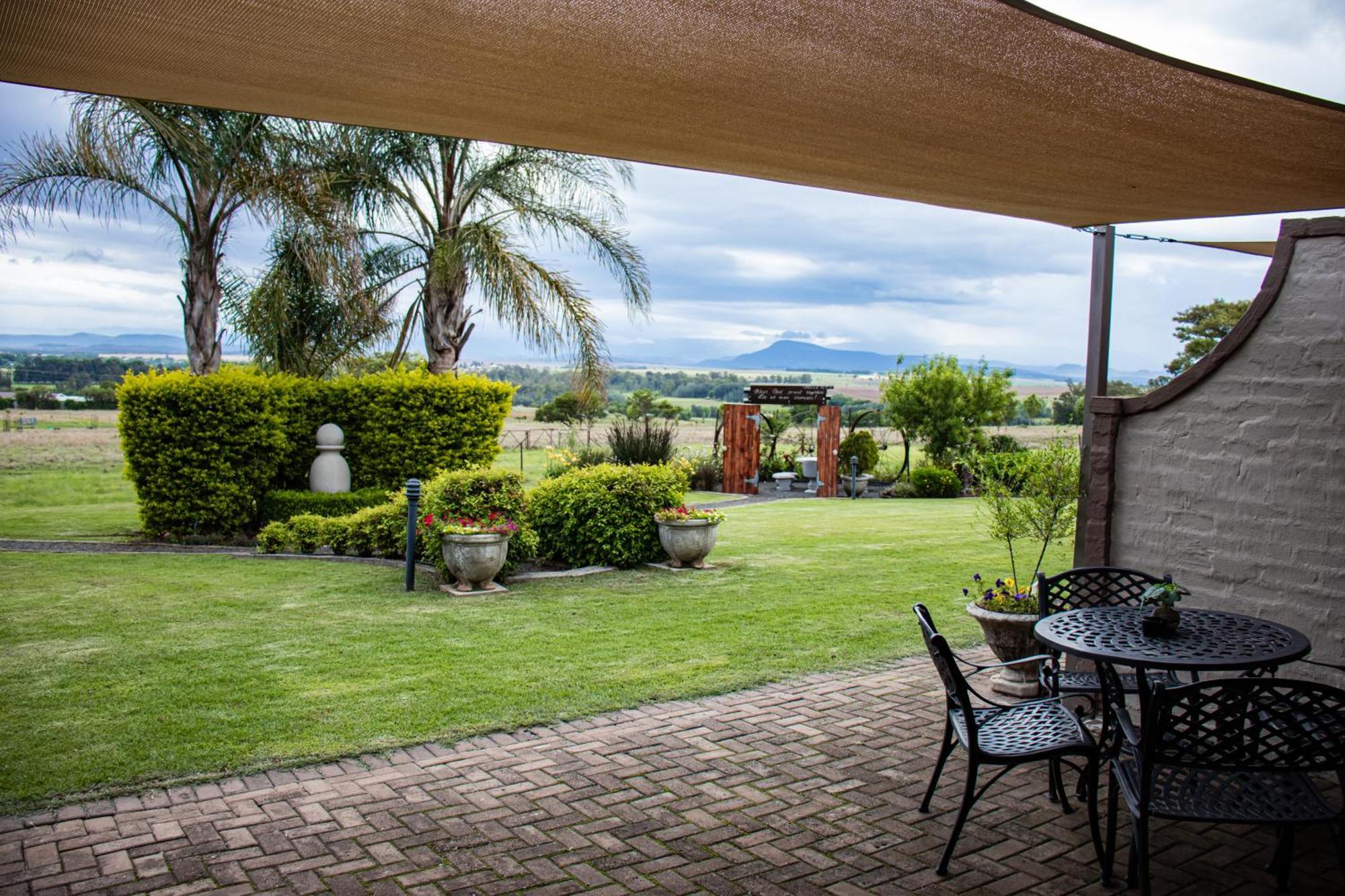 Drakensview Self Catering Apartment Уинтъртън Екстериор снимка
